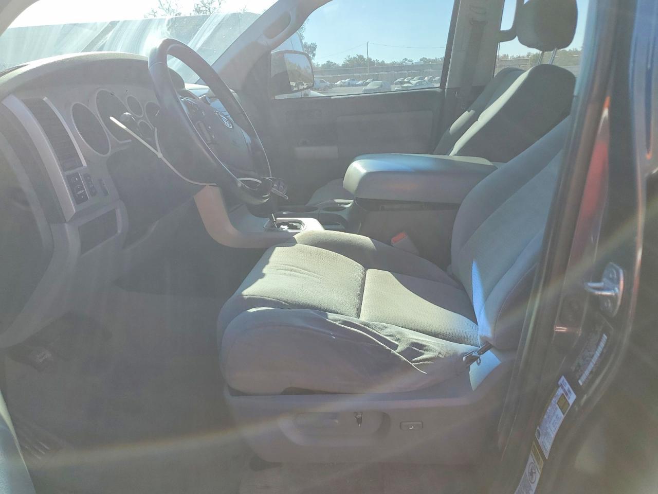2008 Toyota Sequoia Sr5 - Фото 7