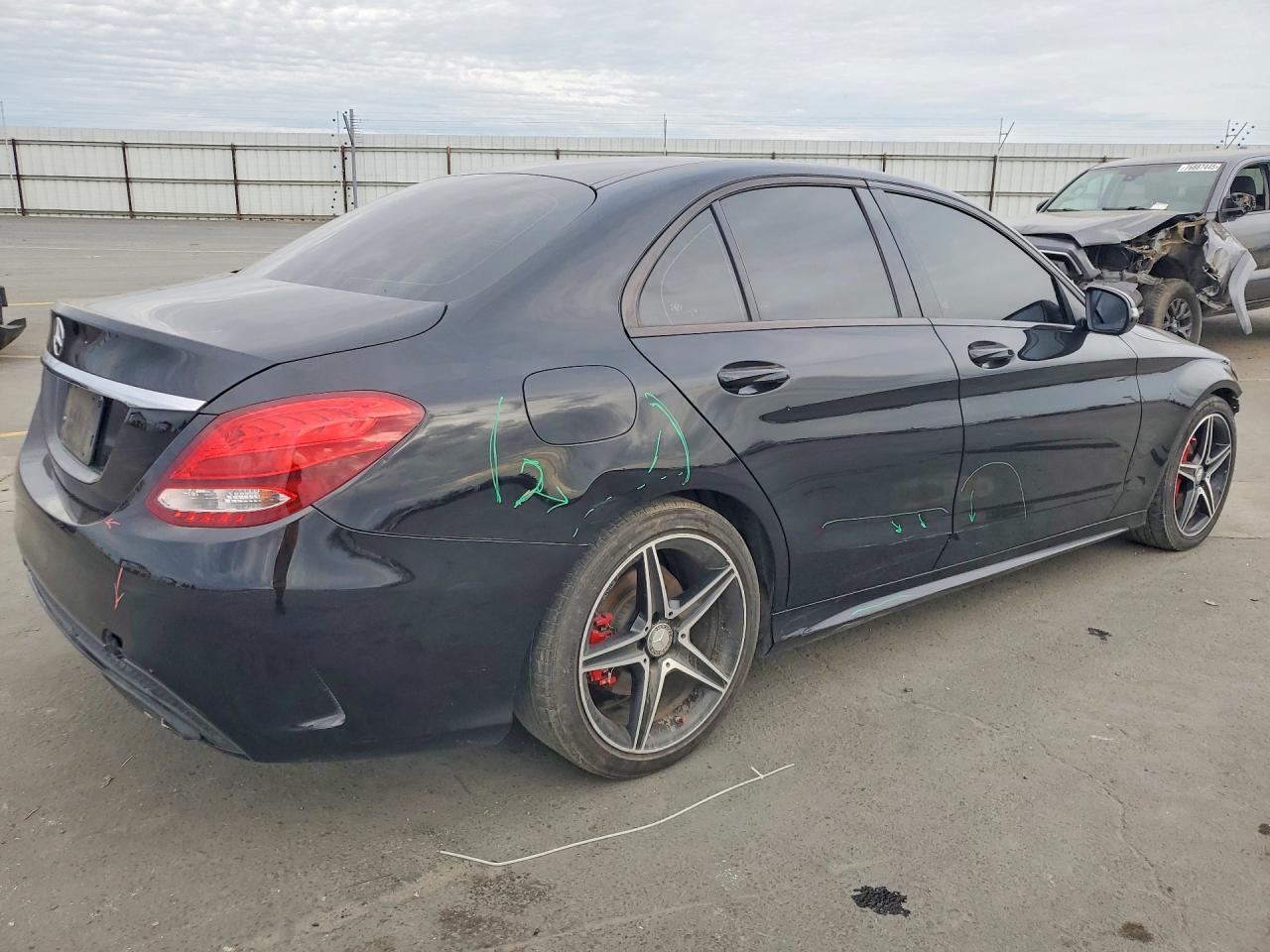 2017 Mercedes-Benz C 300 - Фото 3