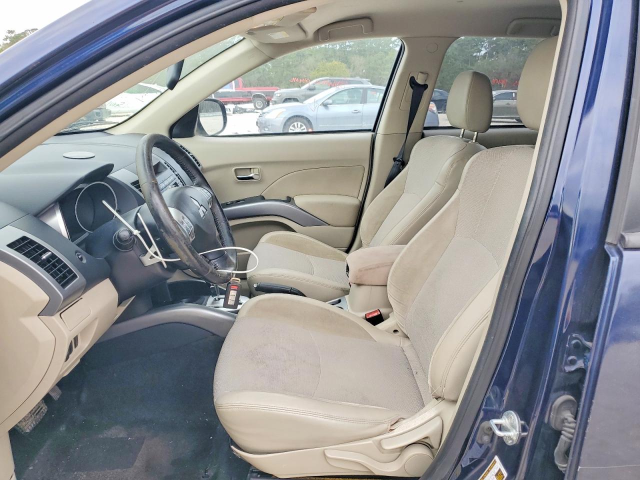 2010 Mitsubishi Outlander Se - Фото 7