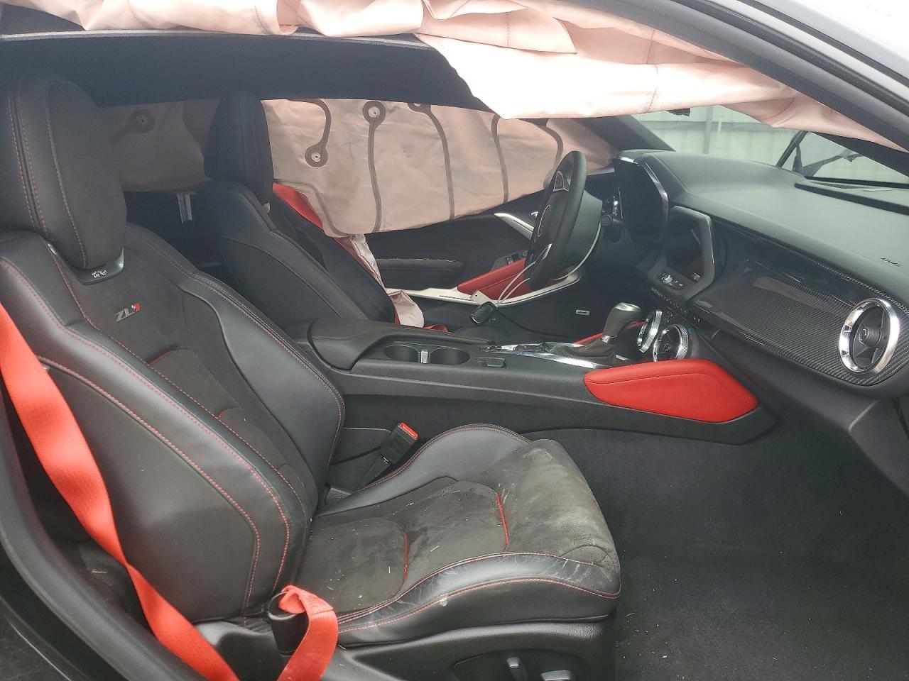 2021 Chevrolet Camaro Zl1 - Фото 7