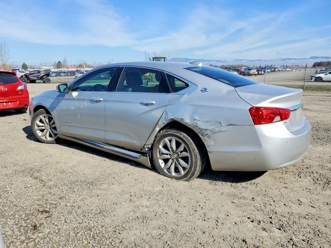 2016 Chevrolet Impala Lt - Image 2