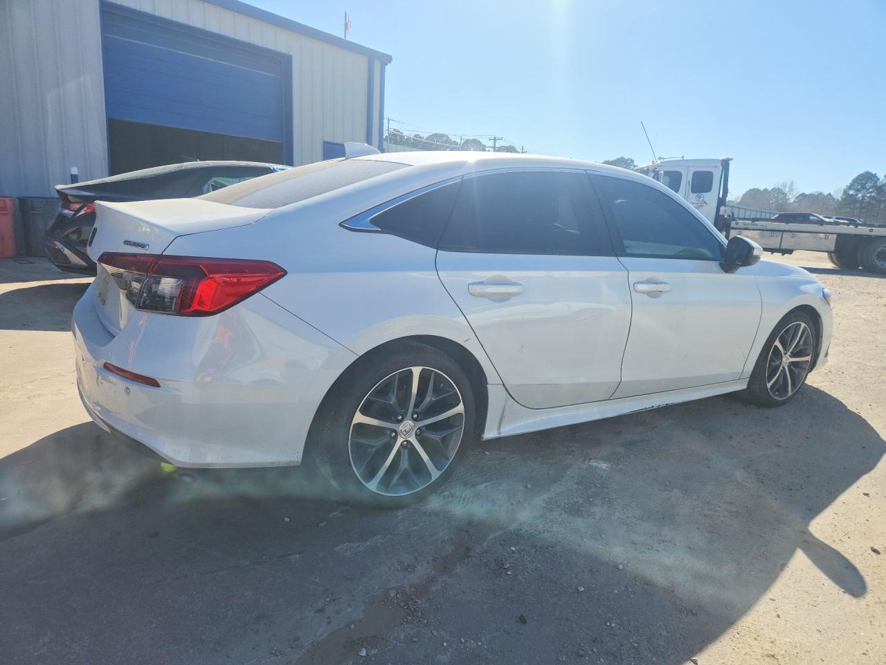 2022 Honda Civic Touring - Фото 3