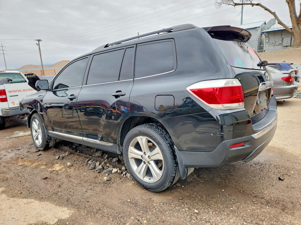 2011 Toyota Highlander Base - Image 2