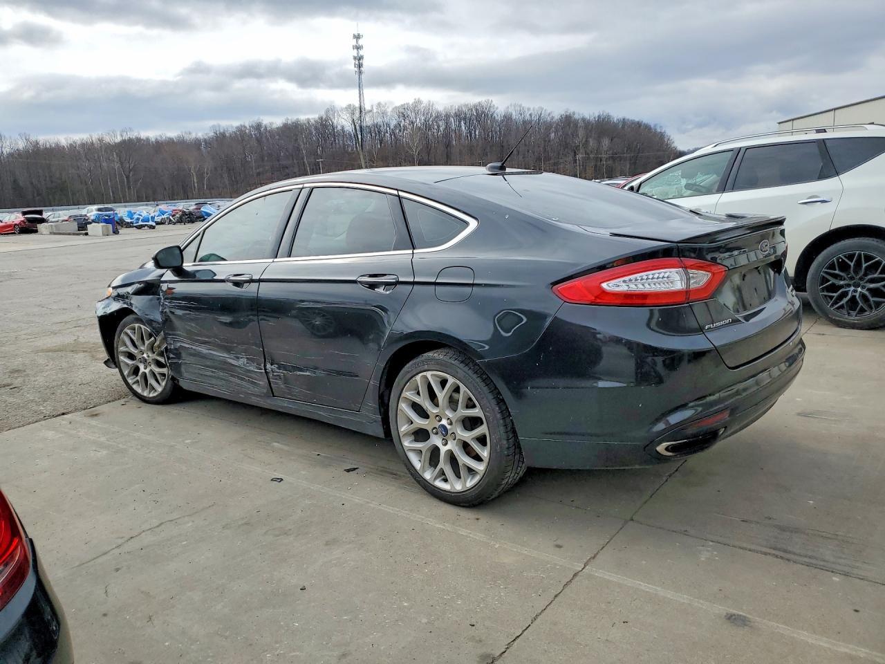 2014 Ford Fusion Titanium - Фото 2