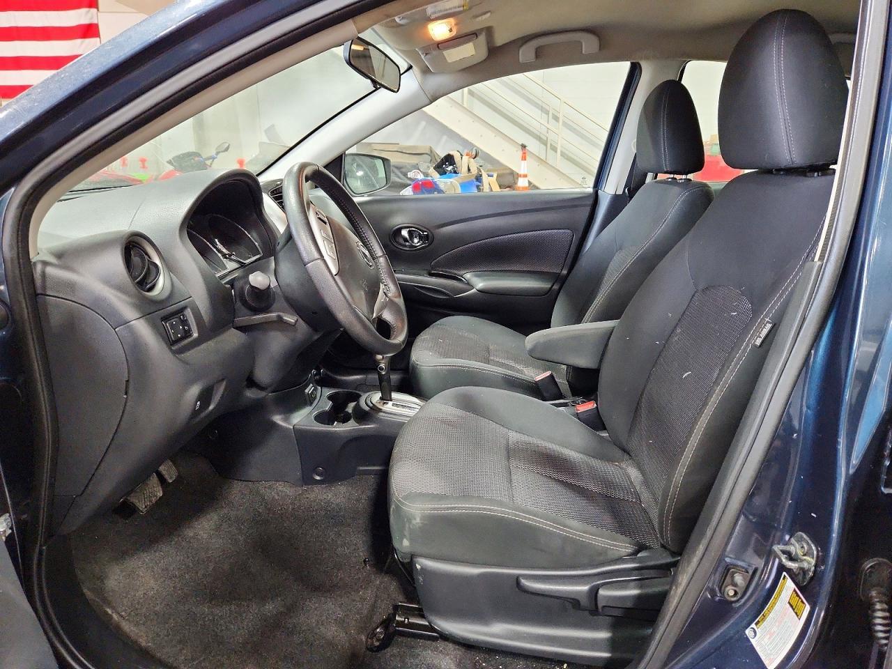 2017 Nissan Versa 1.6 S - Фото 7