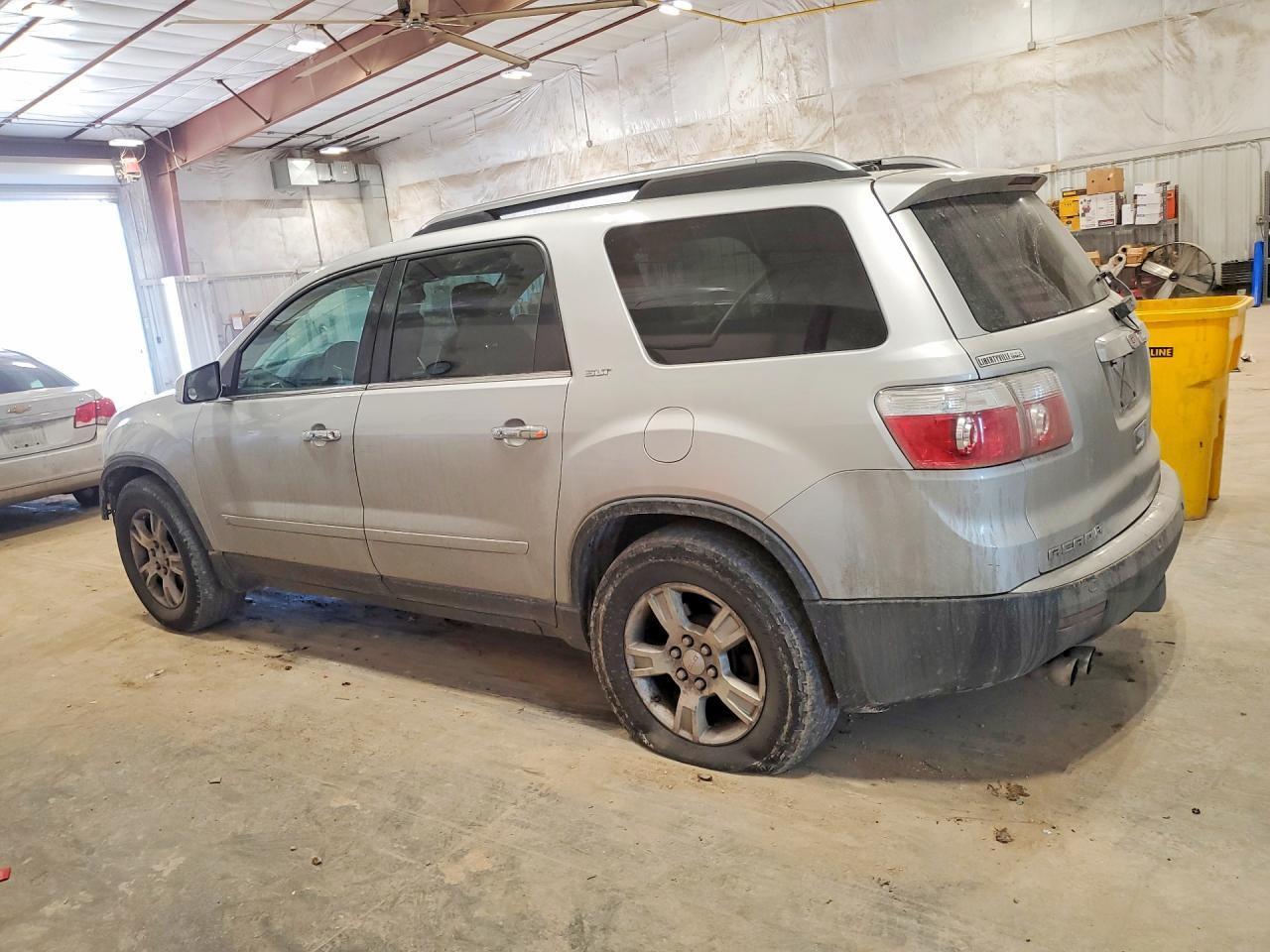 2009 GMC Acadia Slt-2 - Image 2