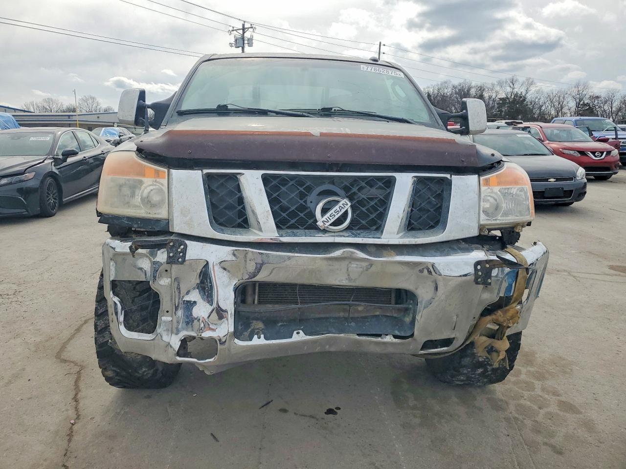 2011 Nissan Titan S - Фото 5