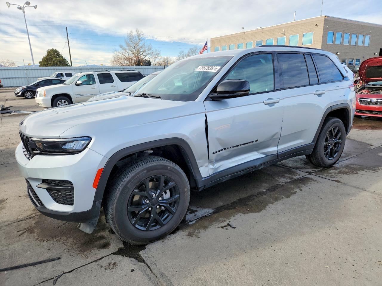 2024 Jeep Grand Cherokee Laredo