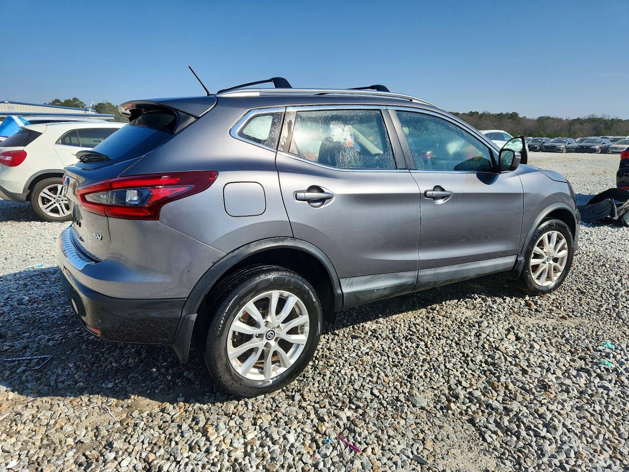 2020 Nissan Rogue Sport Sv - Image 3