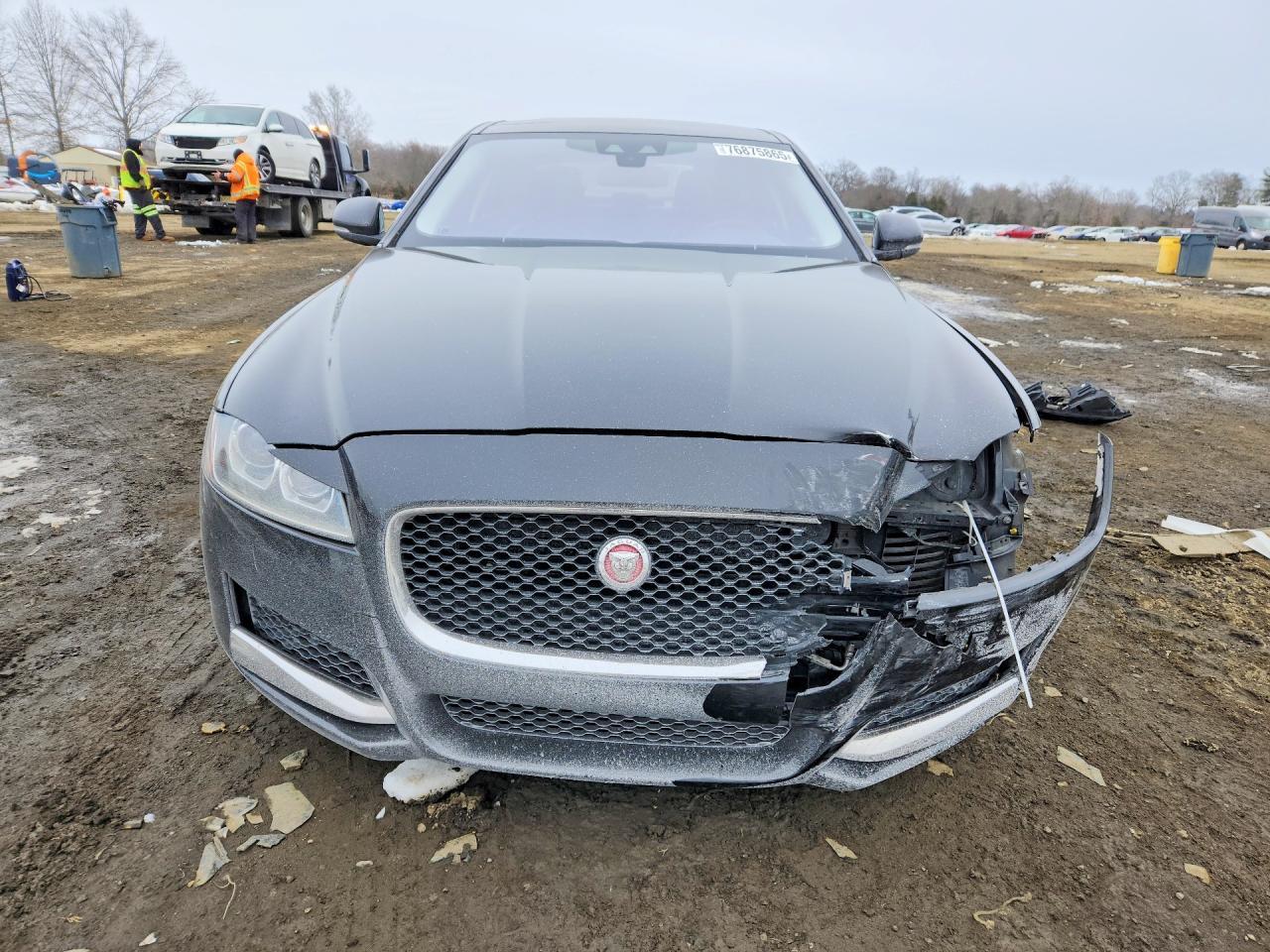 2017 Jaguar Xf Premium - Фото 5