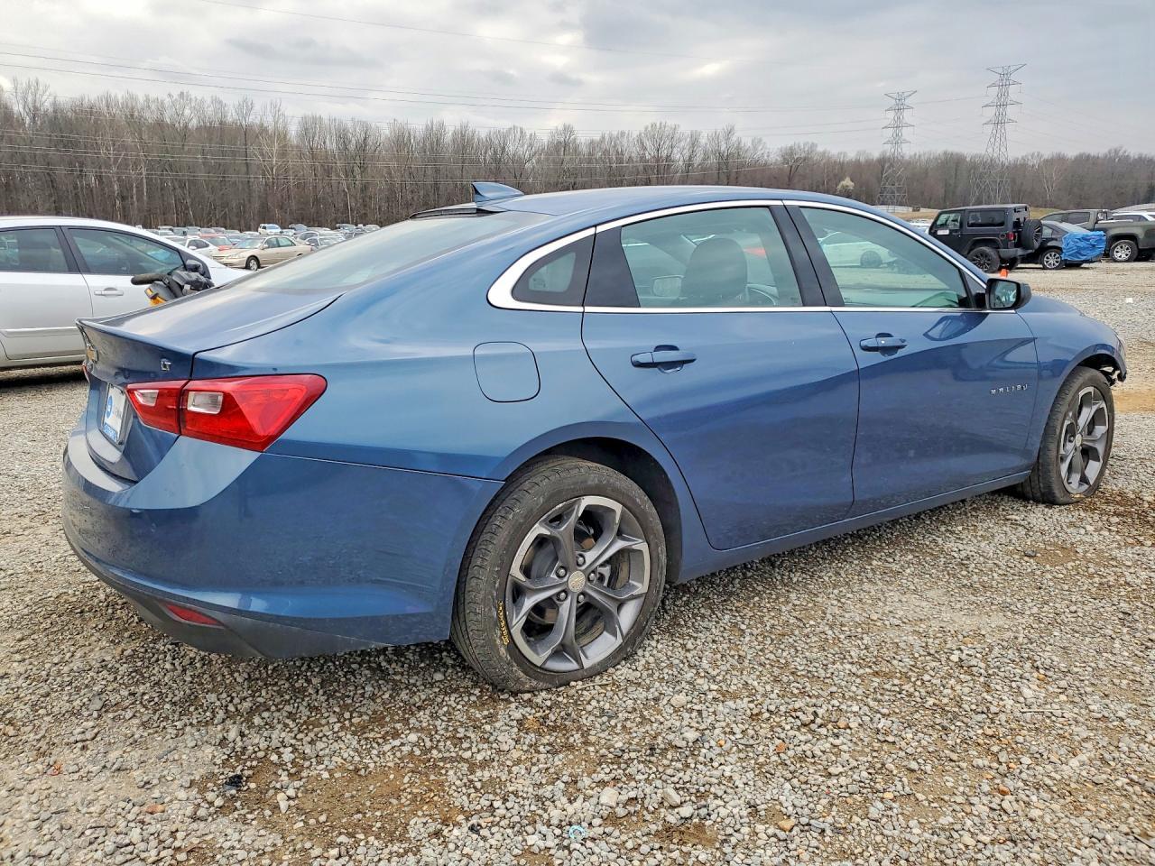 2024 Chevrolet Malibu Lt - Image 3