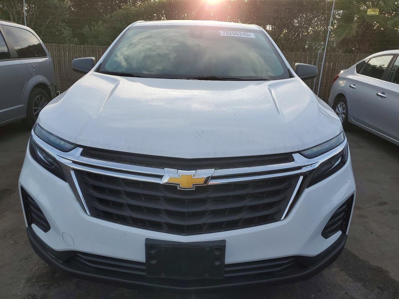 2024 Chevrolet Equinox Ls - Image 5