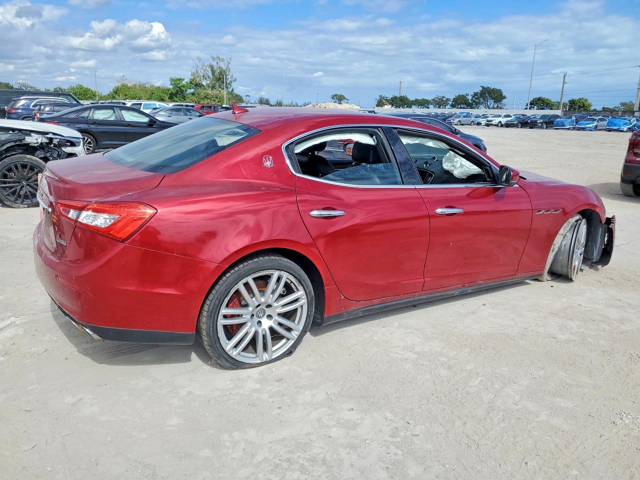 2017 Maserati Ghibli S - Image 3