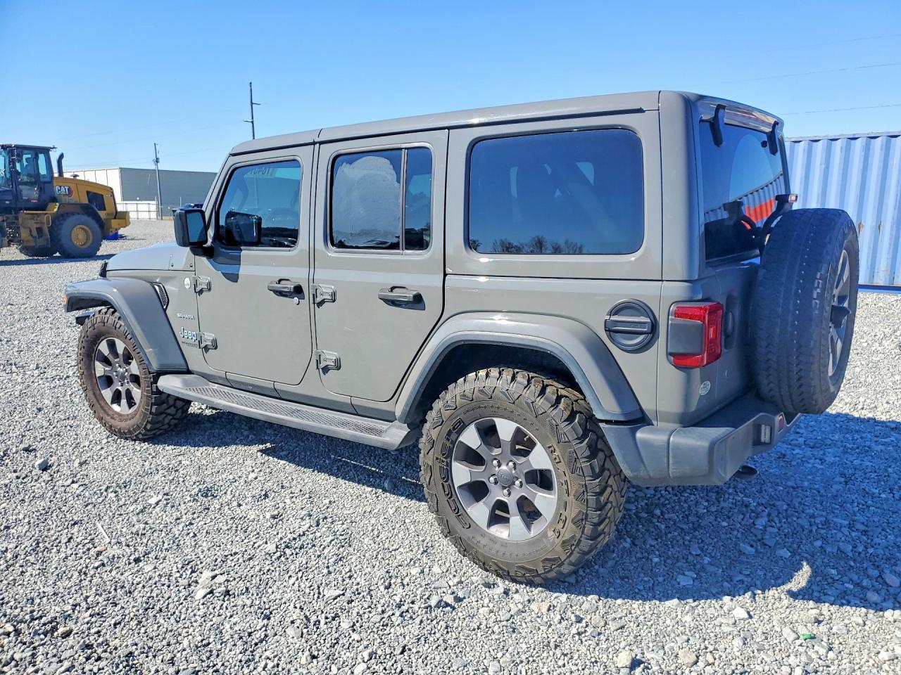 2020 Jeep Wrangler Unlimited Sahara - Фото 2
