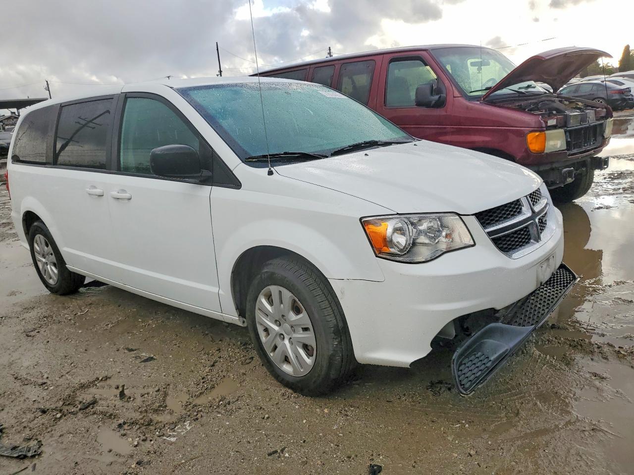 2018 Dodge Grand Caravan - Фото 4