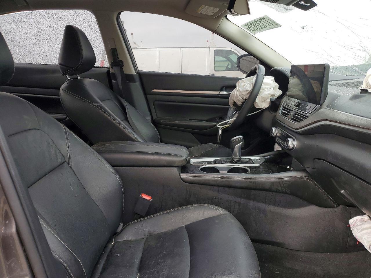 2024 Nissan Altima Sl - Image 7