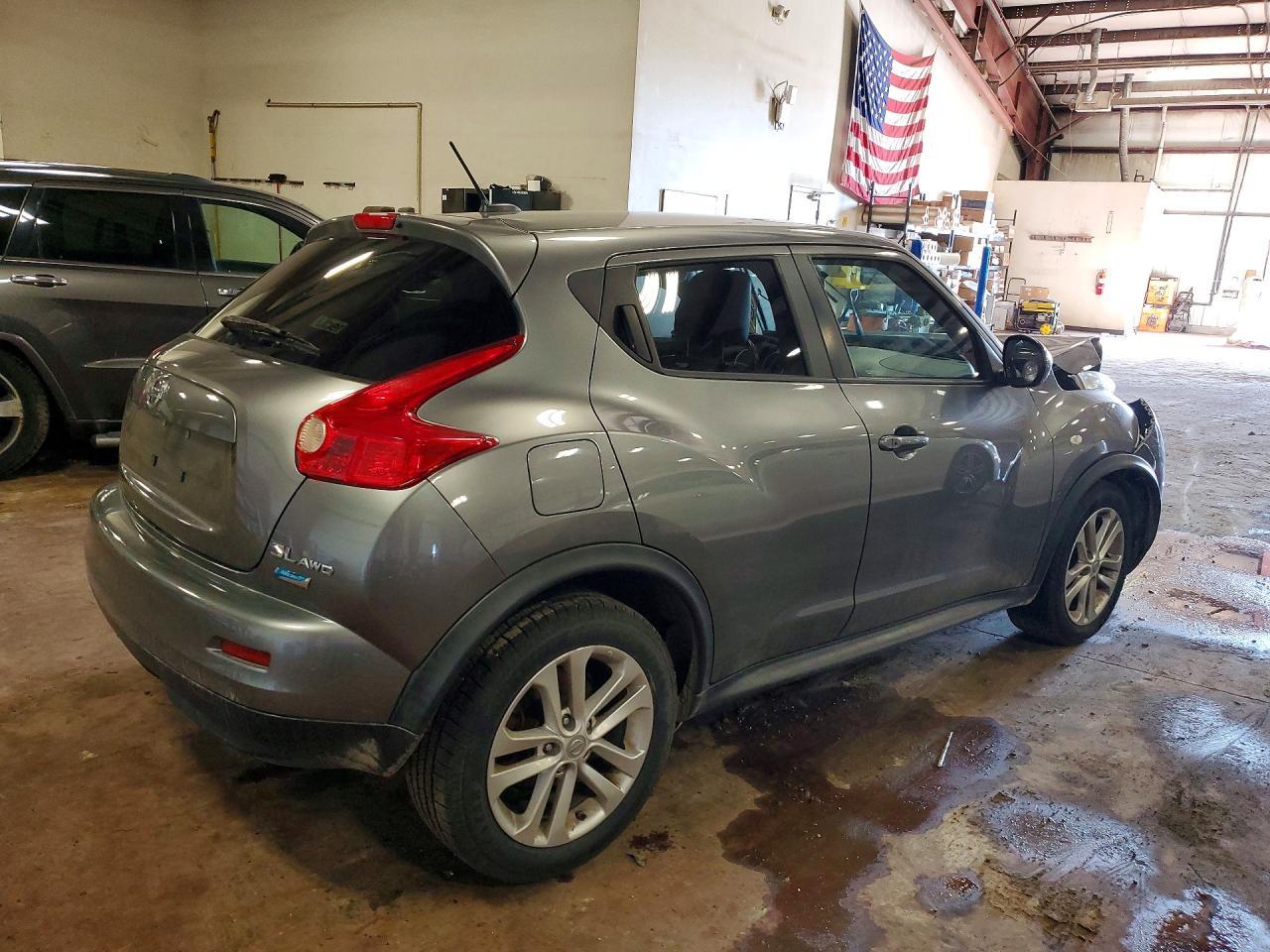 2014 Nissan Juke S - Фото 3