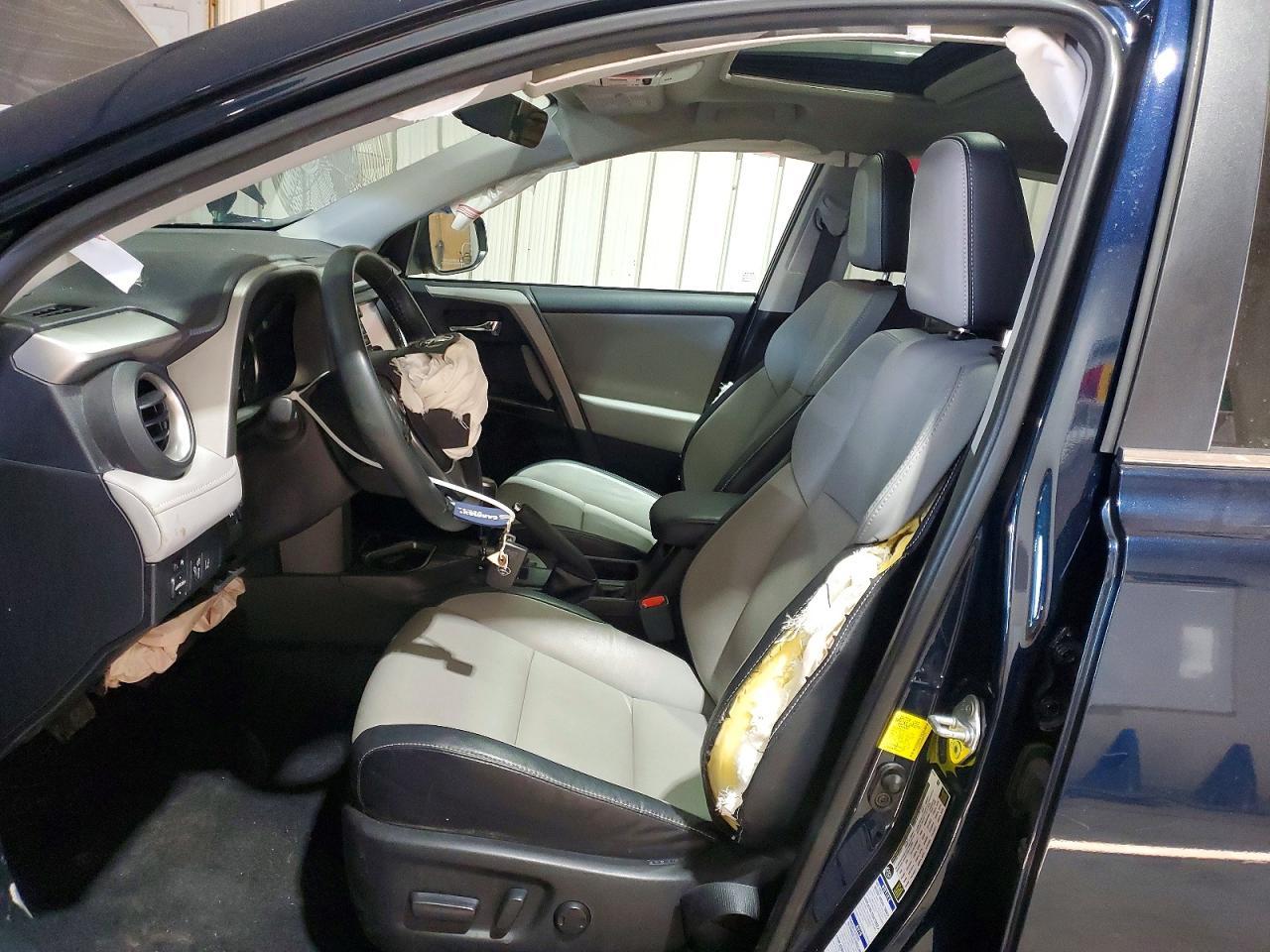 2017 Toyota Rav4 Limited - Фото 7