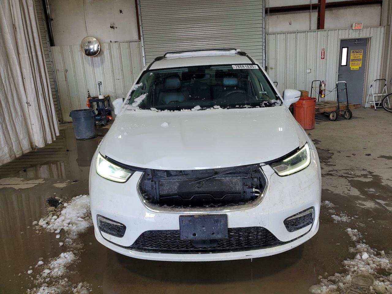 2022 Chrysler Pacifica Touring L - Image 5