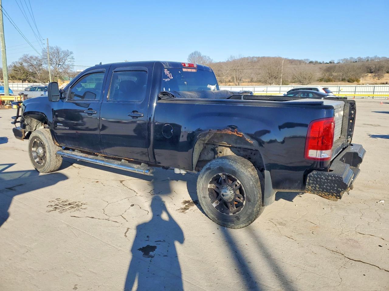2010 GMC Sierra K2500Hd Slt 4Wd 6.6L V8 Tdsl - Image 2