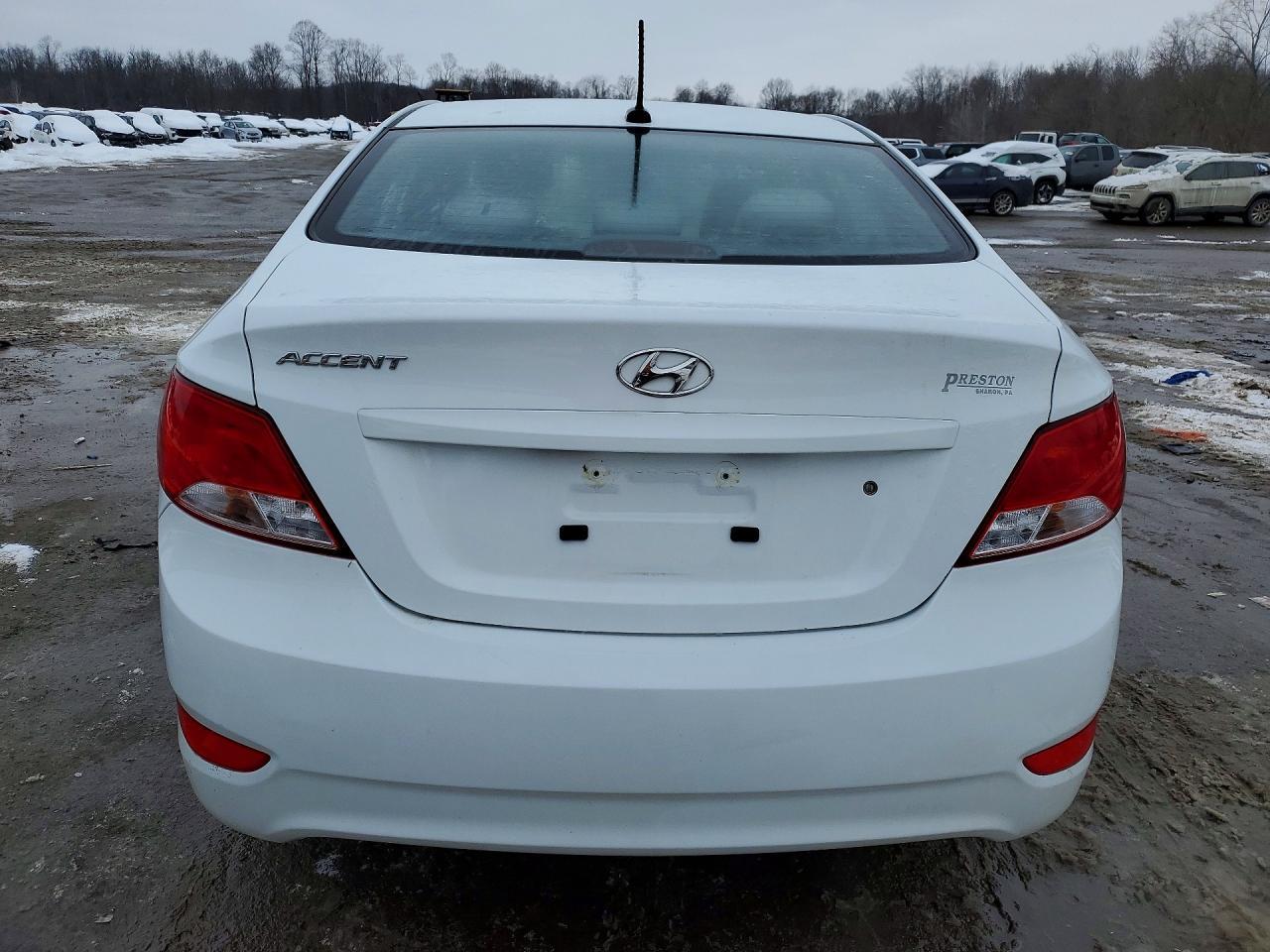 2017 Hyundai Accent Se - Image 6