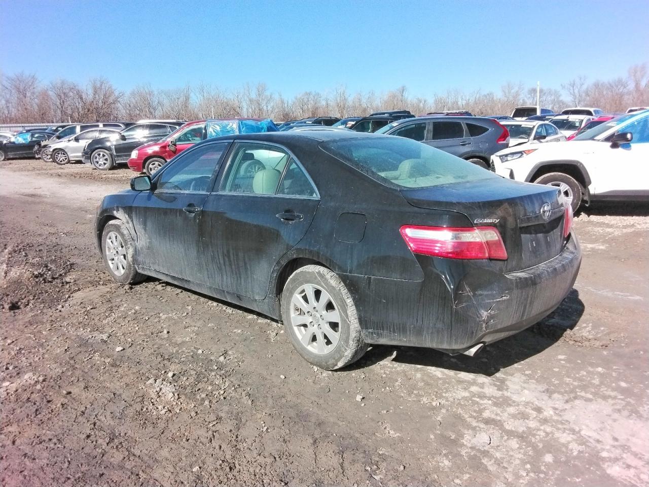 2009 Toyota Camry Se - Image 2