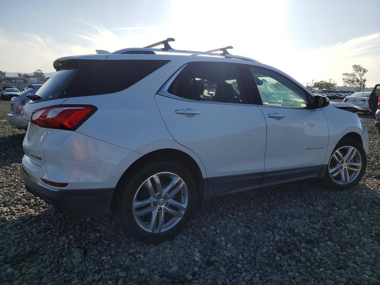 2018 Chevrolet Equinox Premier - Фото 3