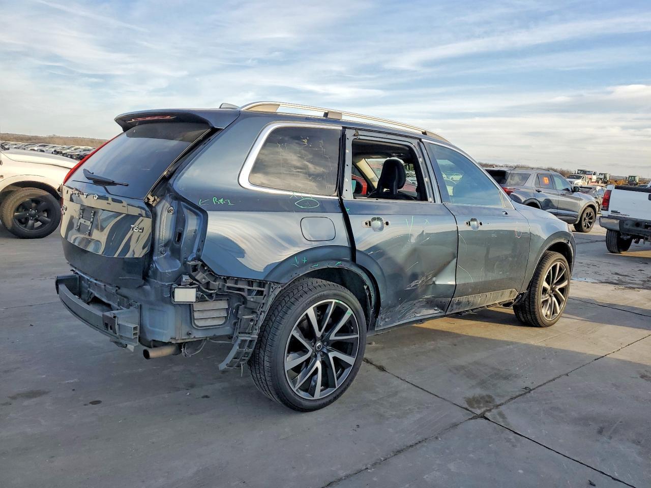 2018 Volvo Xc90 T6 - Фото 3