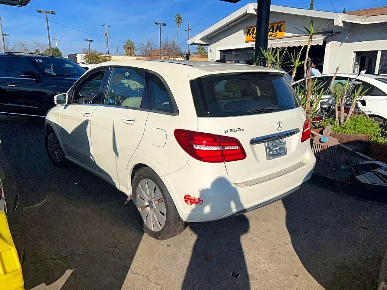 2017 Mercedes-Benz B 250E - Фото 3
