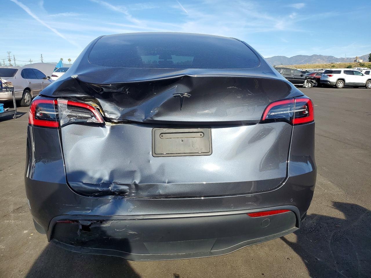 2021 Tesla Model Y - Фото 6