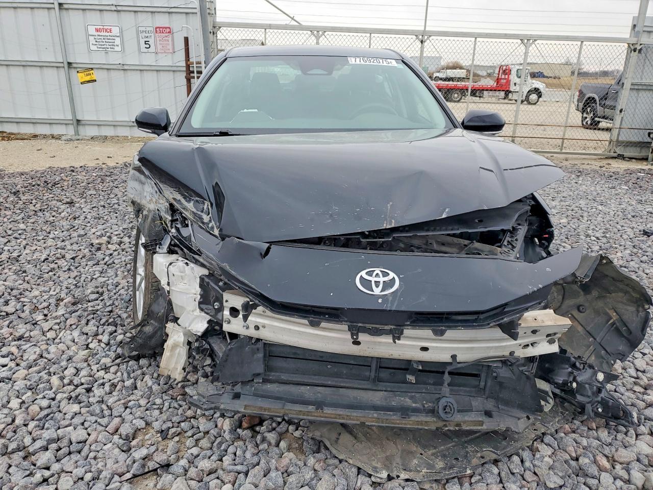 2025 Toyota Camry Le - Фото 5
