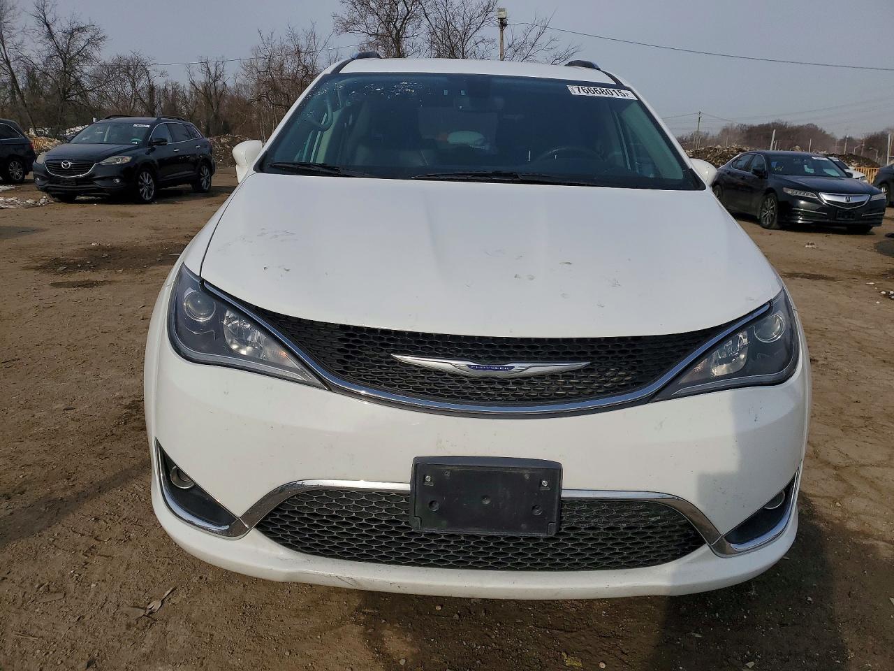 2020 Chrysler Pacifica Touring L - Фото 5