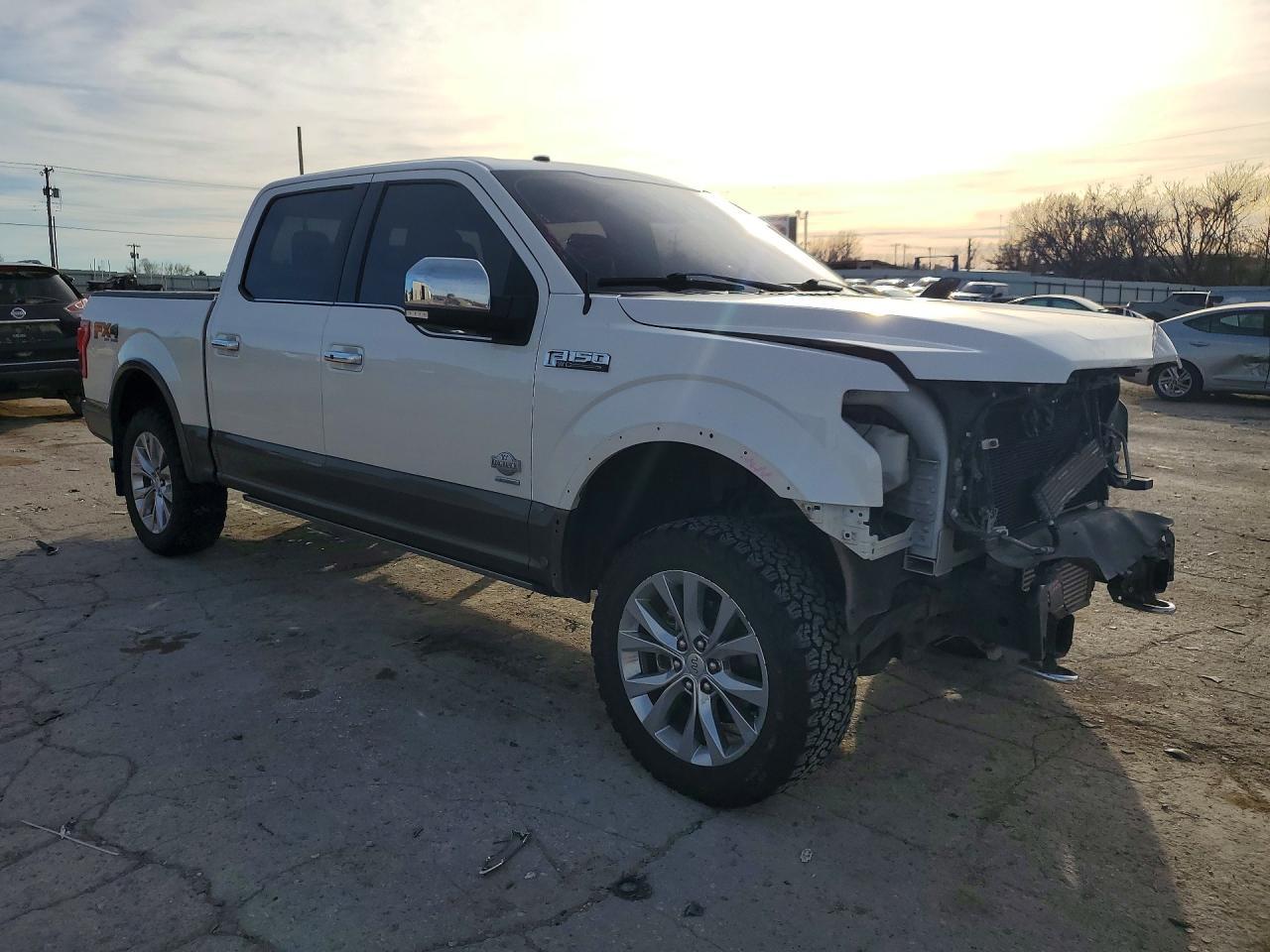 2017 Ford F150 Supercrew - Фото 4