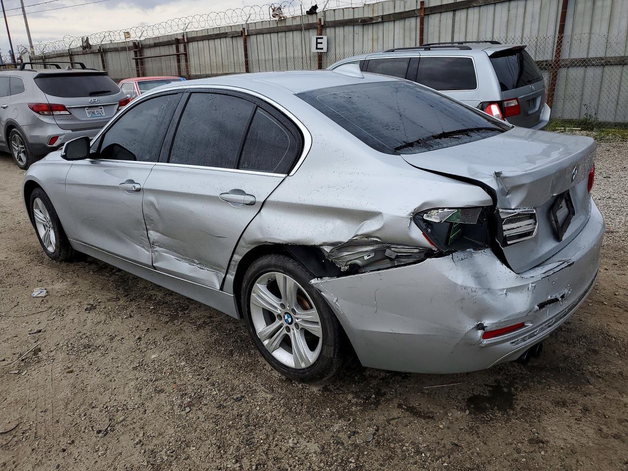 2018 BMW 330 I - Фото 2