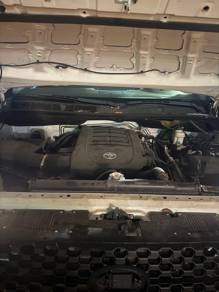 2019 Toyota Tundra Double Cab Sr - Image 7