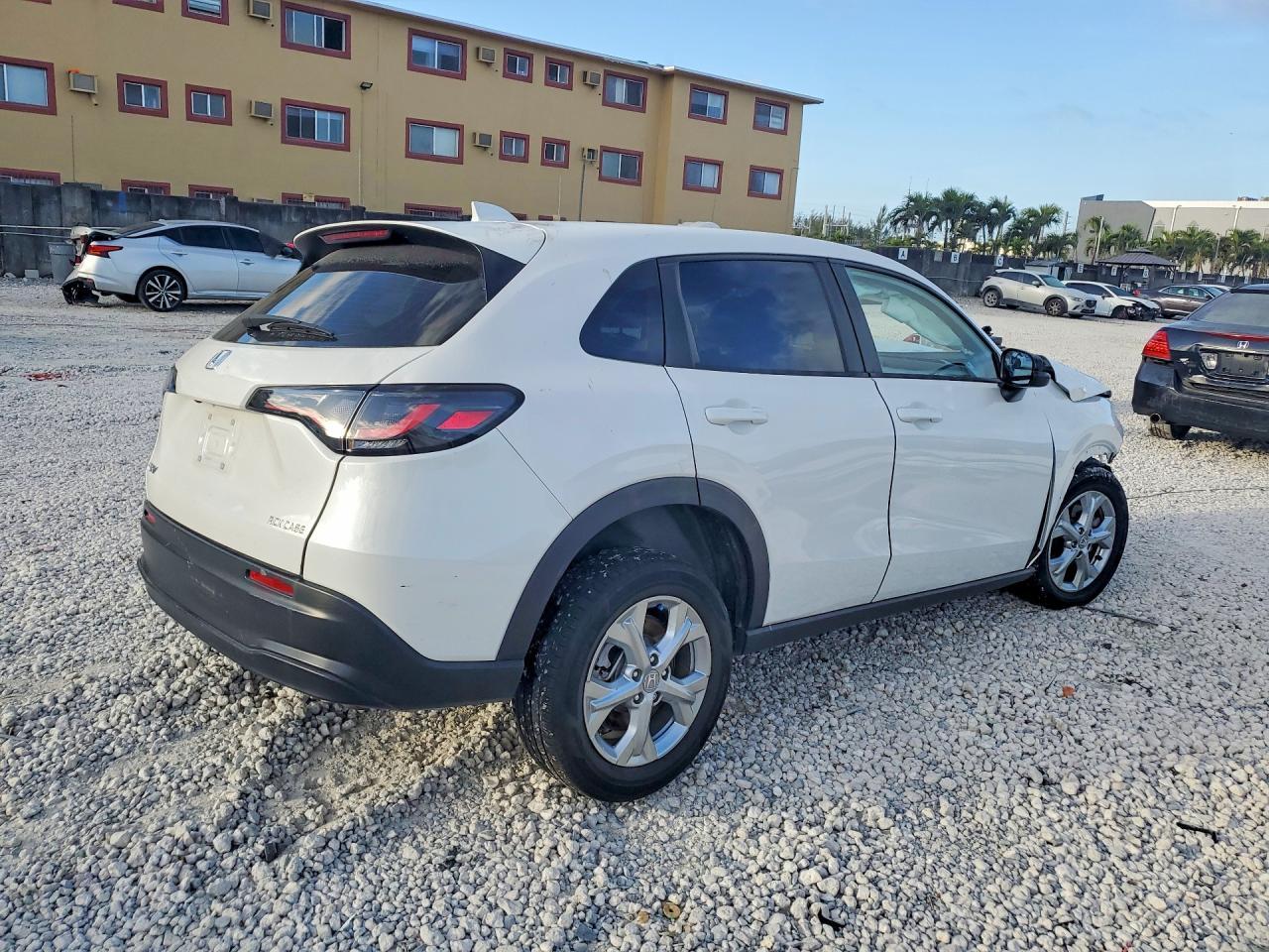 2025 Honda Hr-V Lx - Фото 3