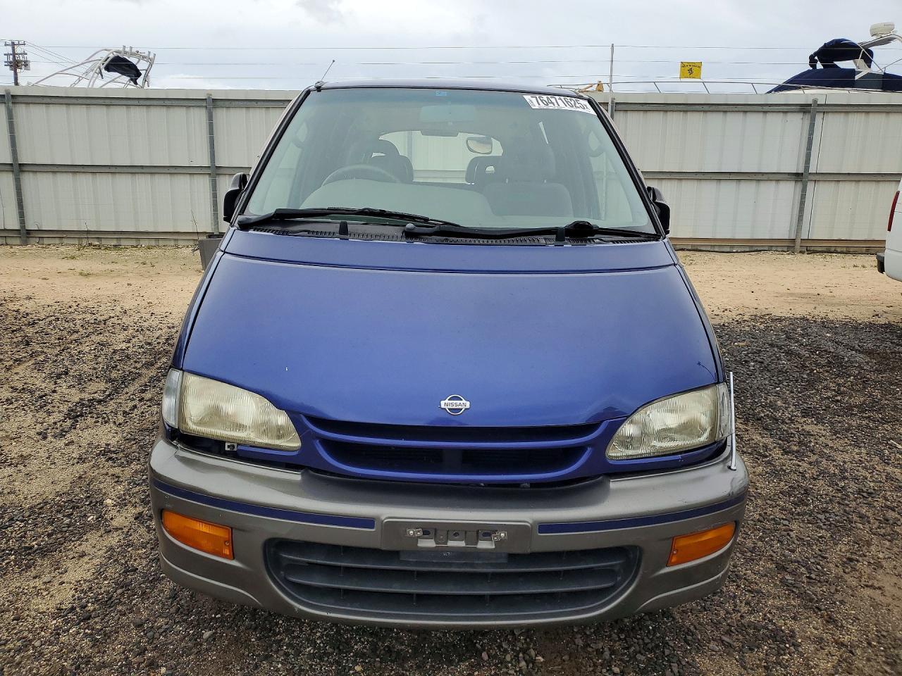 1998 Nissan Serena - Фото 5