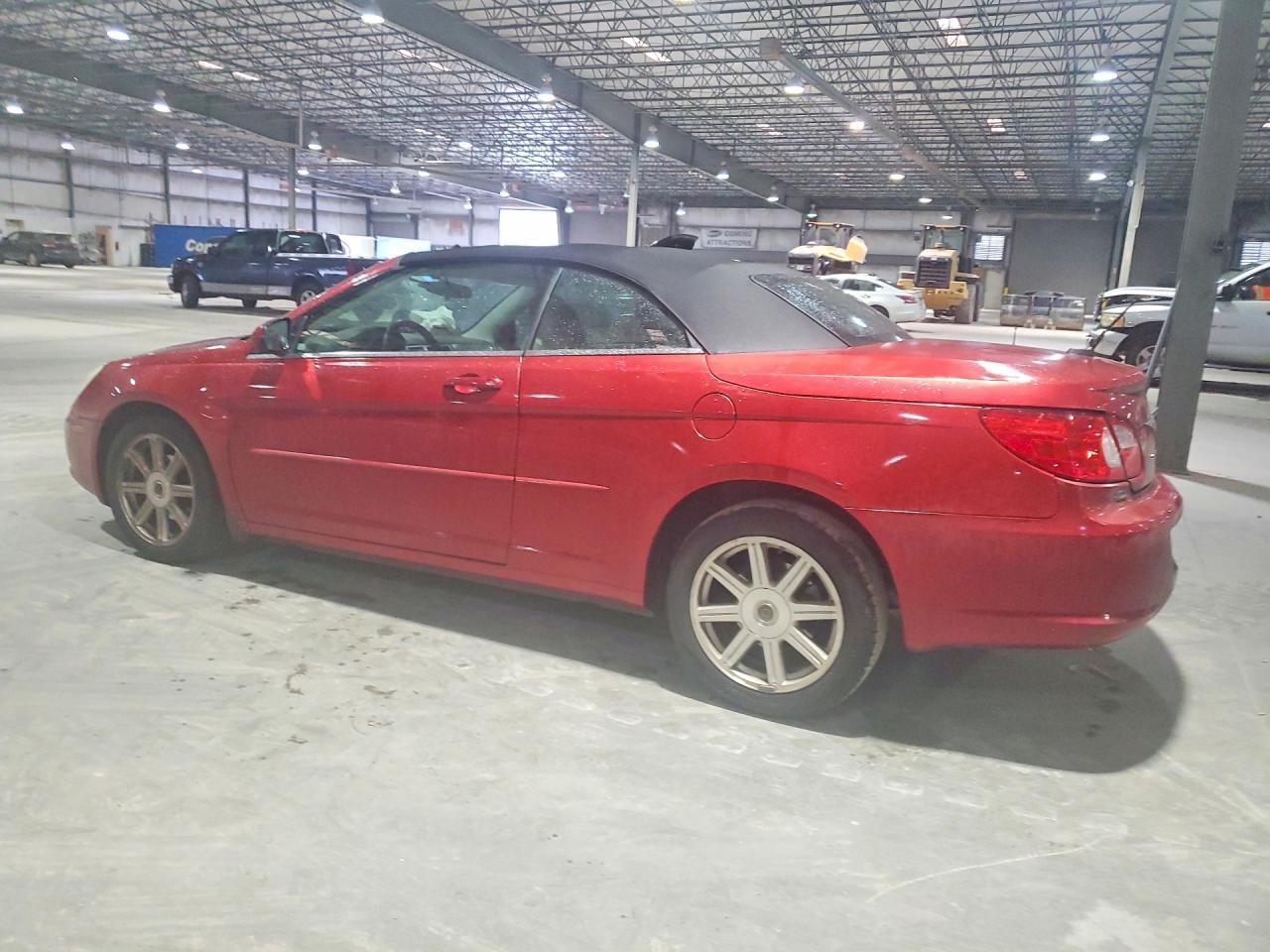 2008 Chrysler Sebring Touring - Image 2
