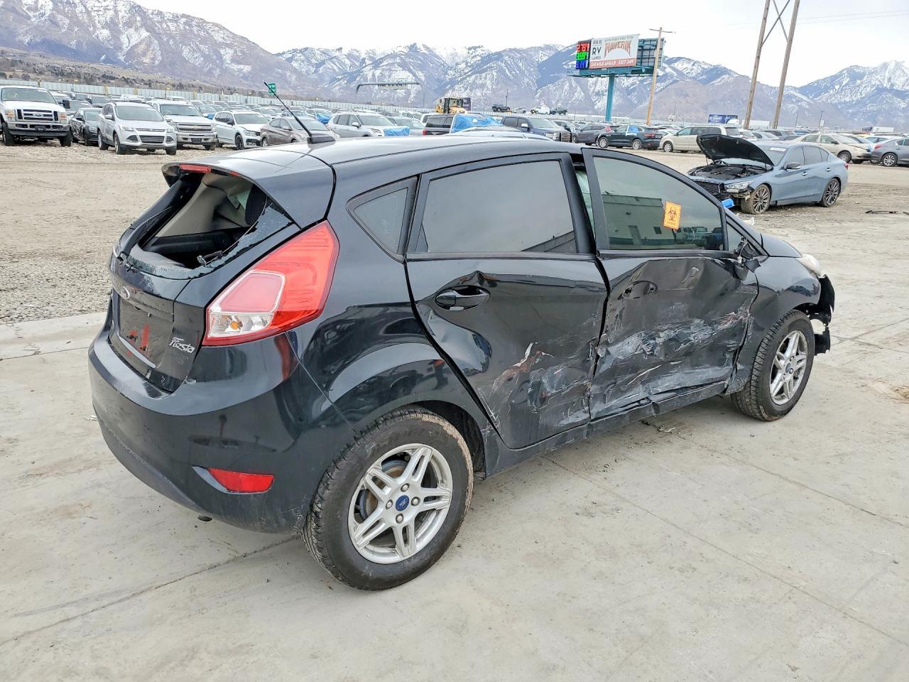2019 Ford Fiesta Se - Фото 3