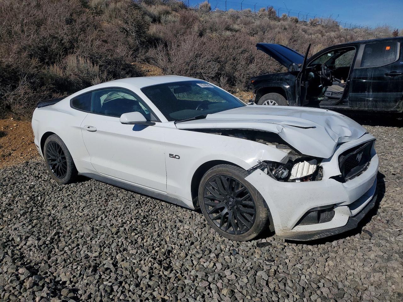 2015 Ford Mustang Gt - Фото 4