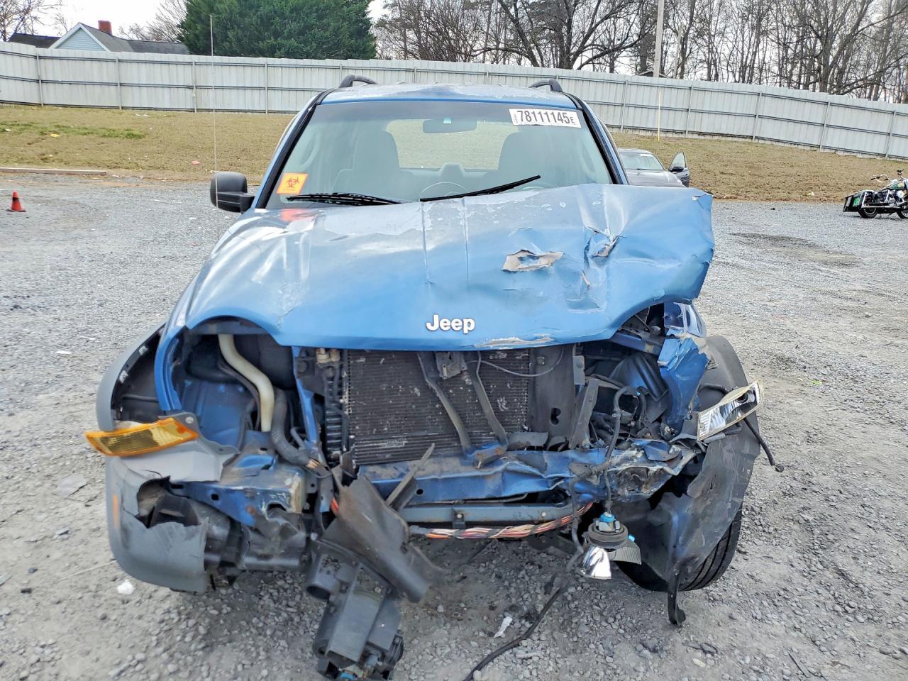 2005 Jeep Liberty - Image 5