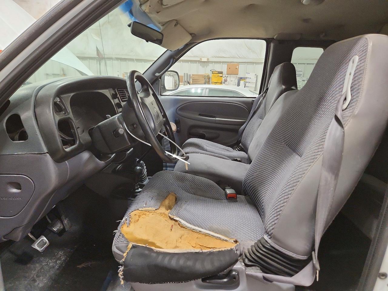 2001 Dodge Ram 1500 - Фото 7