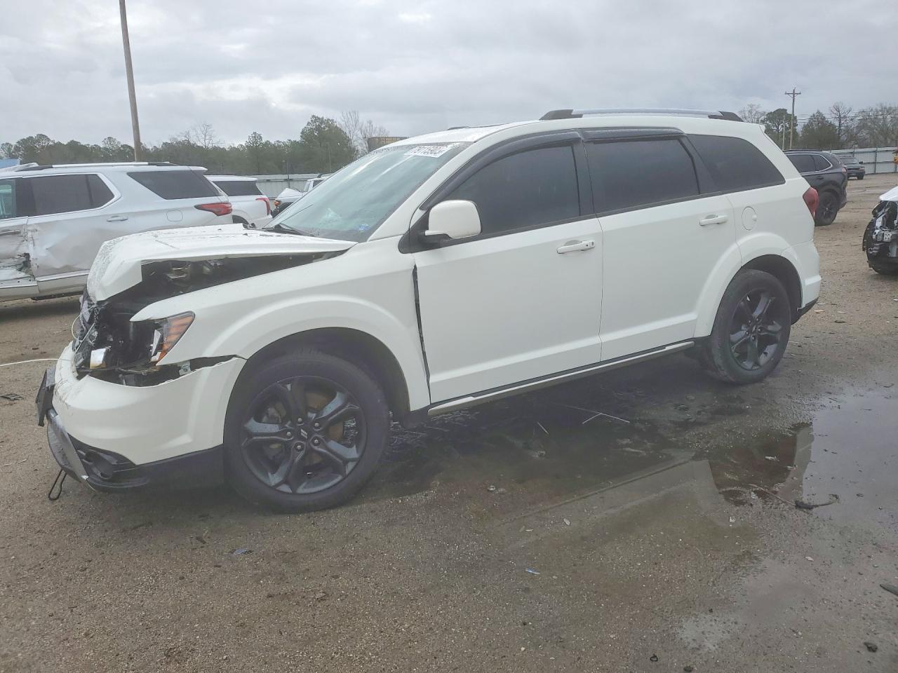 2020 Dodge Journey Crossroad