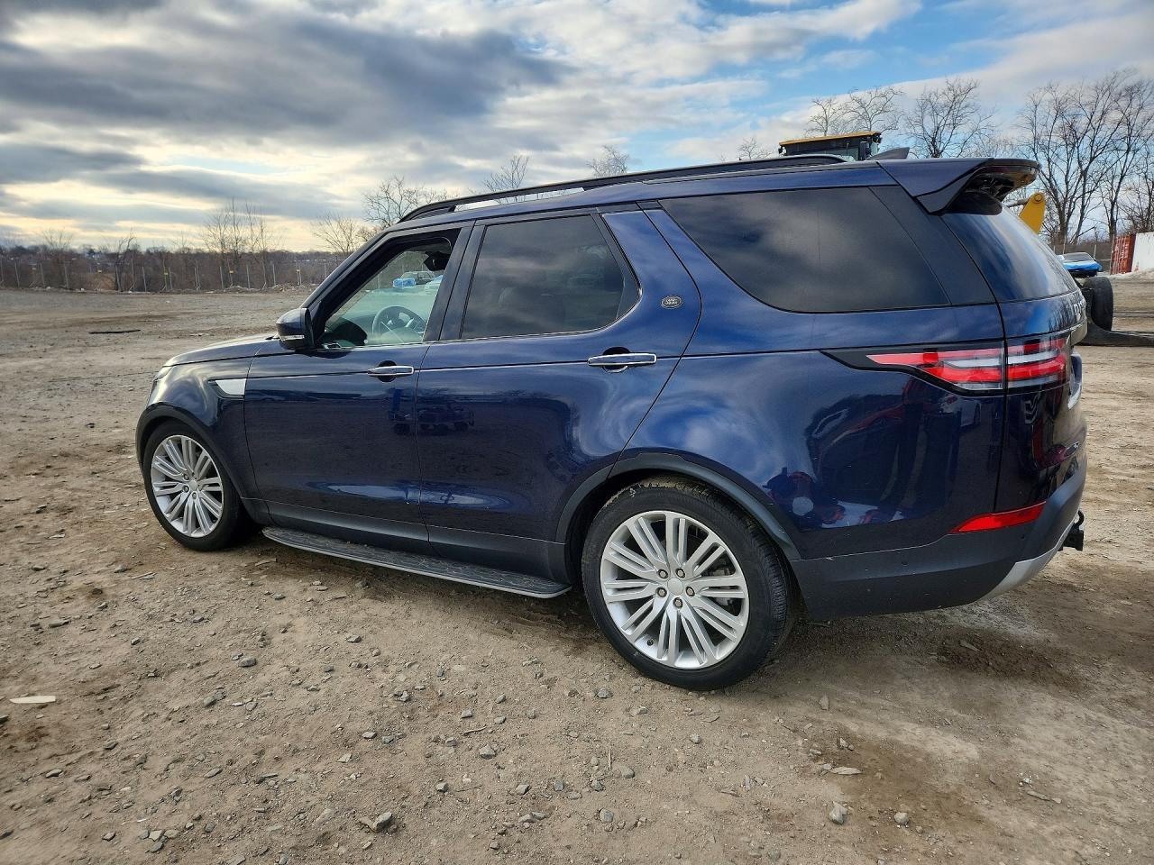 2018 Land Rover Discovery Hse Luxury - Фото 2