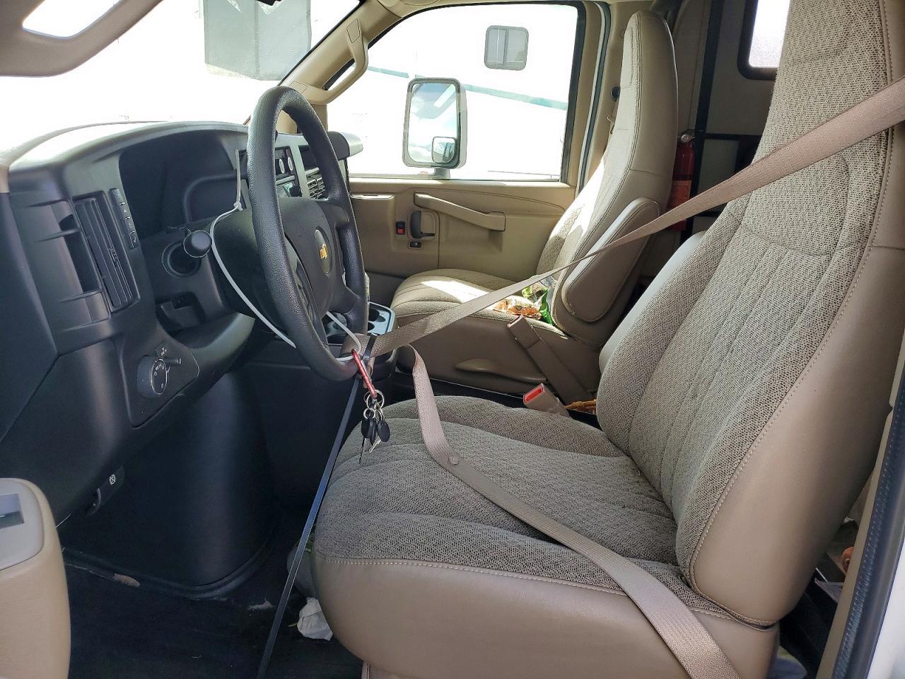2017 Chevrolet Express Rv - Фото 5