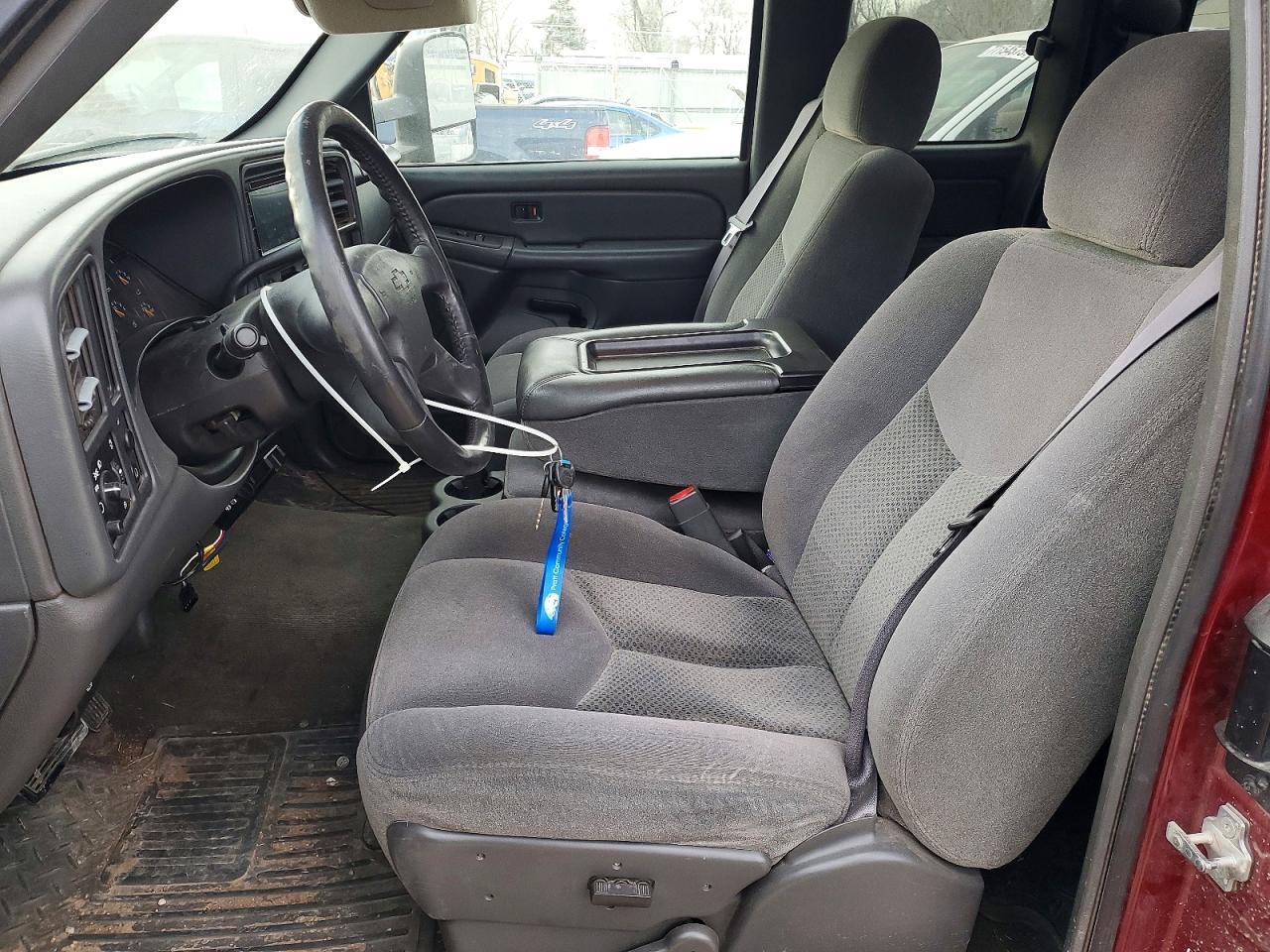 2005 Chevrolet Silverado C2500 Heavy Duty - Фото 7