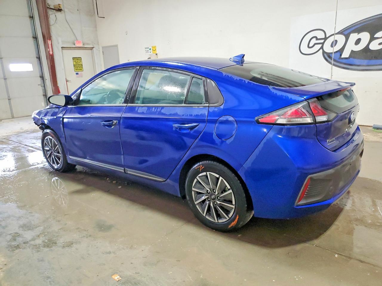2021 Hyundai Ioniq Se - Image 2