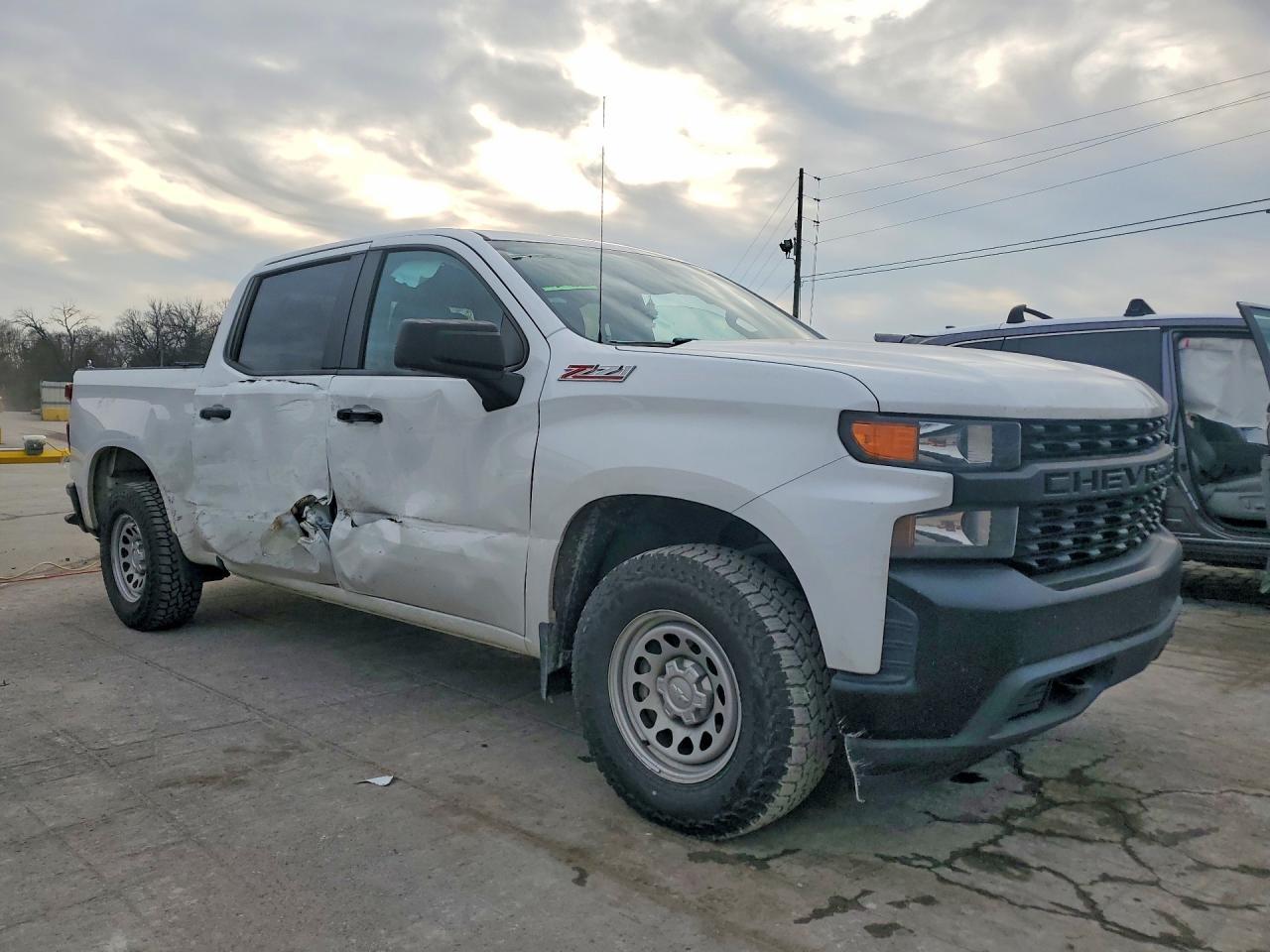 2020 Chevrolet Silverado K1500 - Фото 4