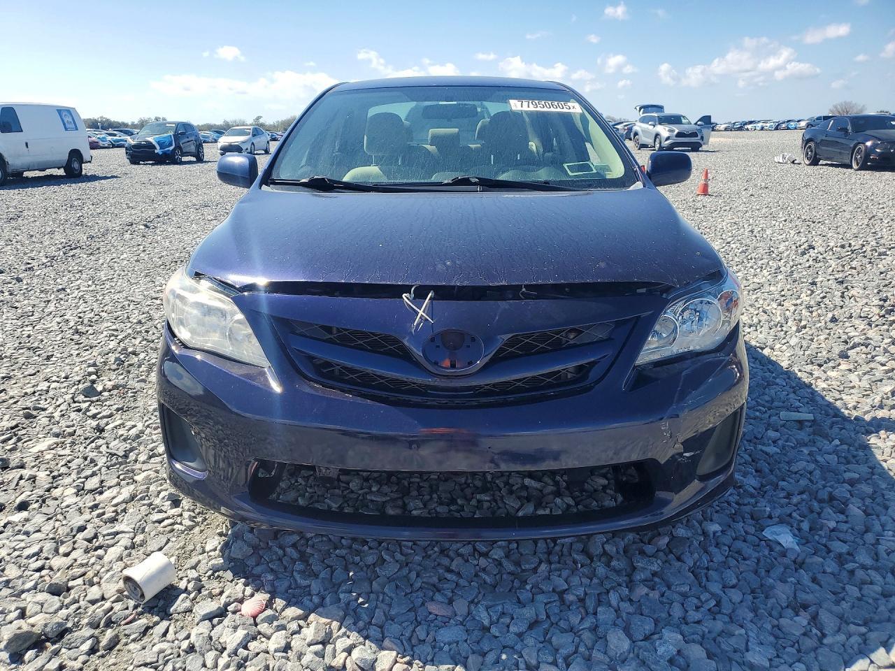 2013 Toyota Corolla Base - Фото 5