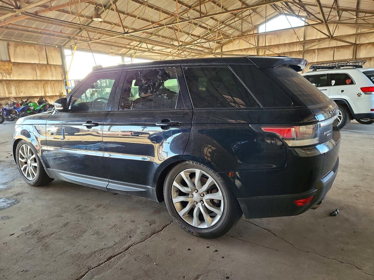 2014 Land Rover Range Rover Sport Hse - Image 2